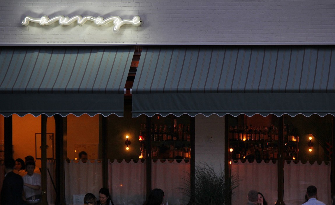 Sauvage餐厅餐饮酒吧咖啡馆品牌vi形象设计，美式欧洲风格，门头设计