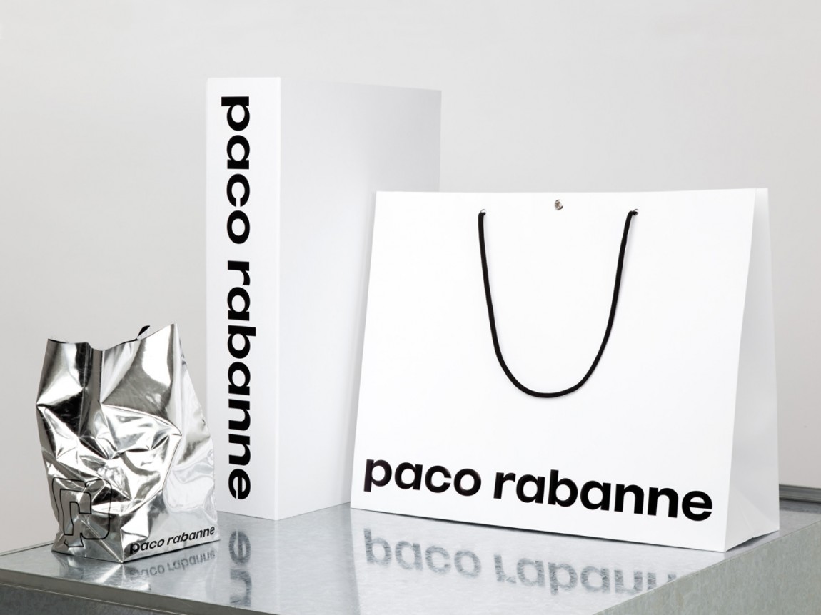法国时尚品牌Paco Rabanne企业形象设计策划，包装袋设计