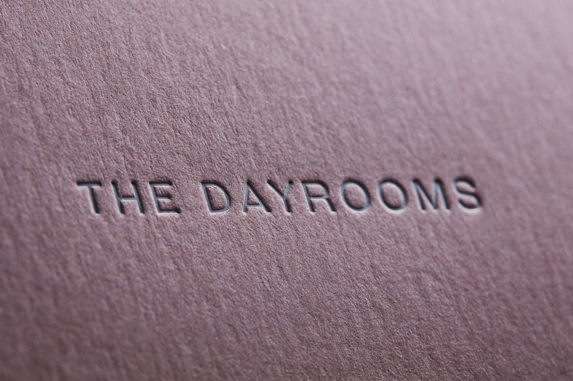 Dayrooms服装VI设计