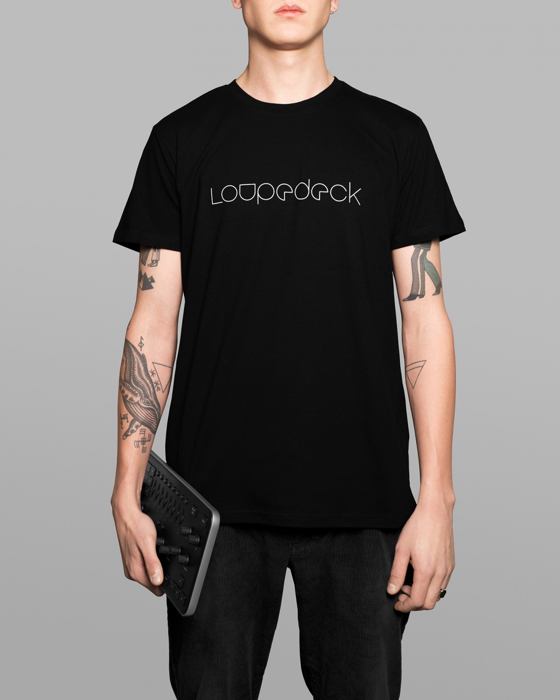 Loupedeck图形处理公司vis设计，T恤衫设计