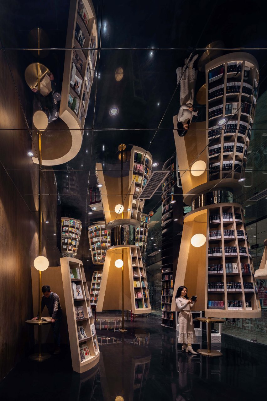 重庆佐迪广场创意书城书店空间设计，沉浸在书籍和思想中