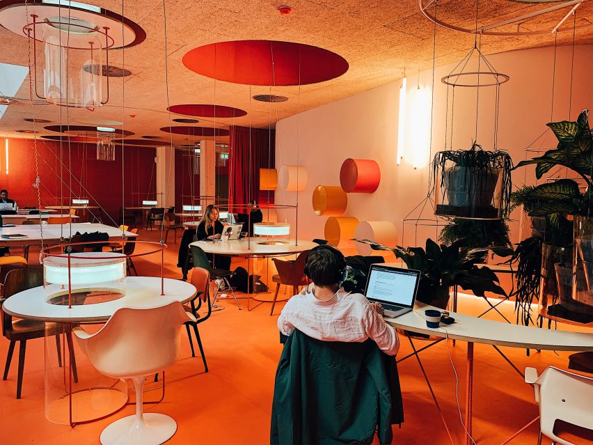 卡诺拉索年轻创意工作室办公空间设计