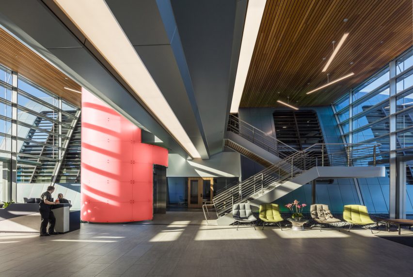 硅谷科技園辦公綜合體建筑空間設計