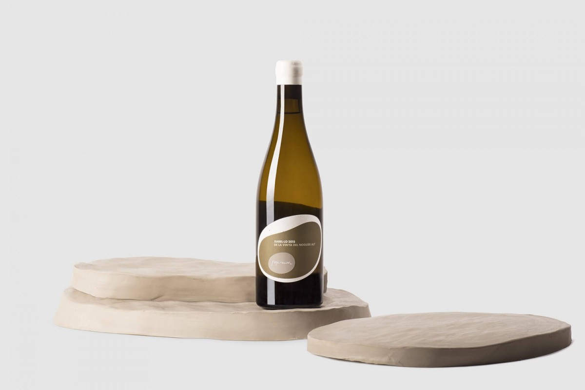 西班牙天然葡萄酒产品外包装设计图