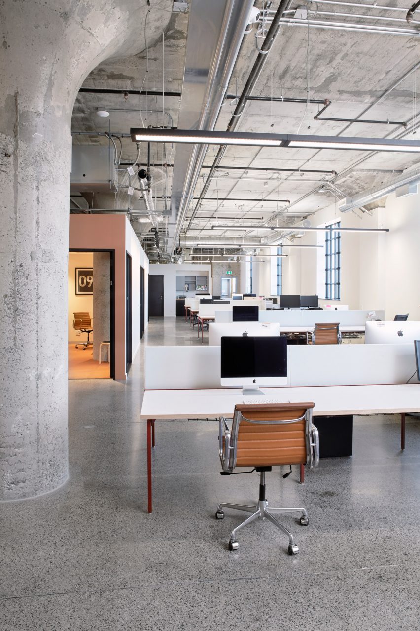 Workspace in Agency 59 by MSDS Studio