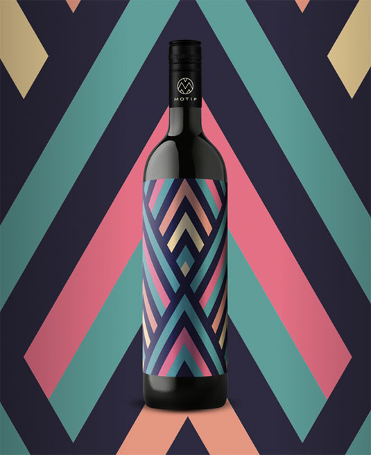 酒包装设计中的几何图案反映出酒的品位，标志+名称+图案