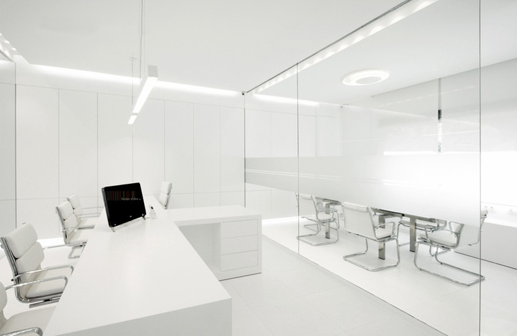 硅谷新式办公空间设计，邂逅简约与光线的旅程