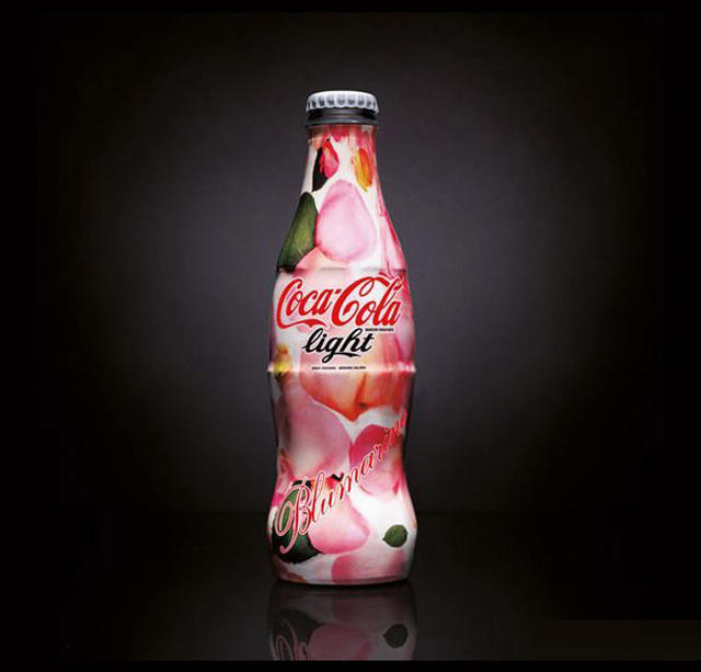 可口可乐碳酸饮料食品包装设计