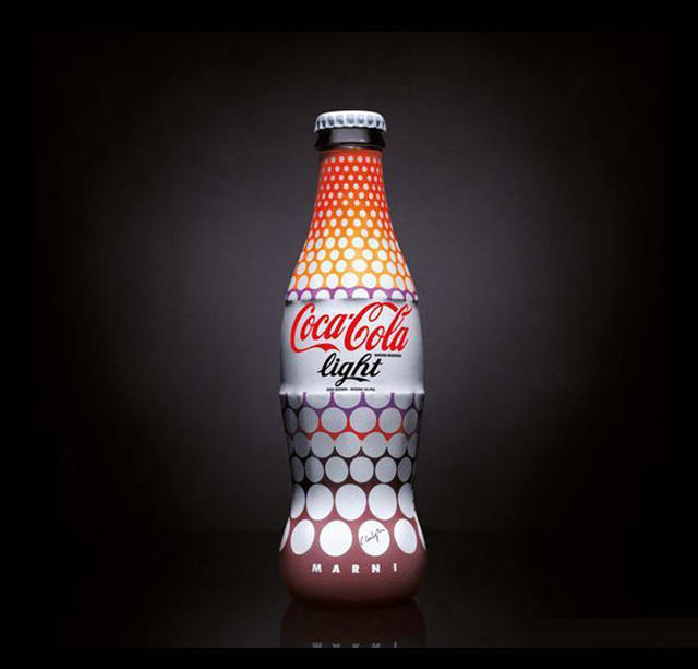 可口可乐碳酸饮料食品包装设计