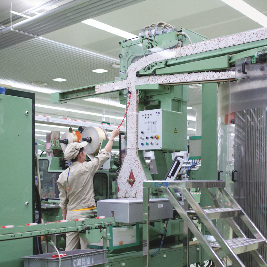 Yuxi, China Inside the Hongta Group factory. © Rocco Rorandelli