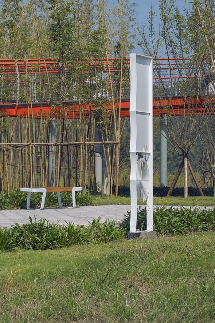长江竹岛公共导视和艺术装置设计 © 良相设计