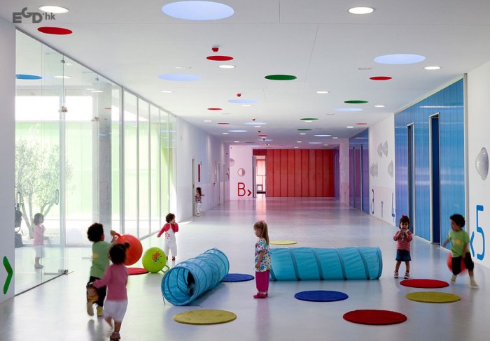 Pablo Neruda 幼儿园建筑及环境指示设计
