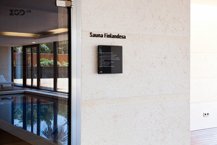Estoril-Sol Residence办公楼导视设计 © FBA.