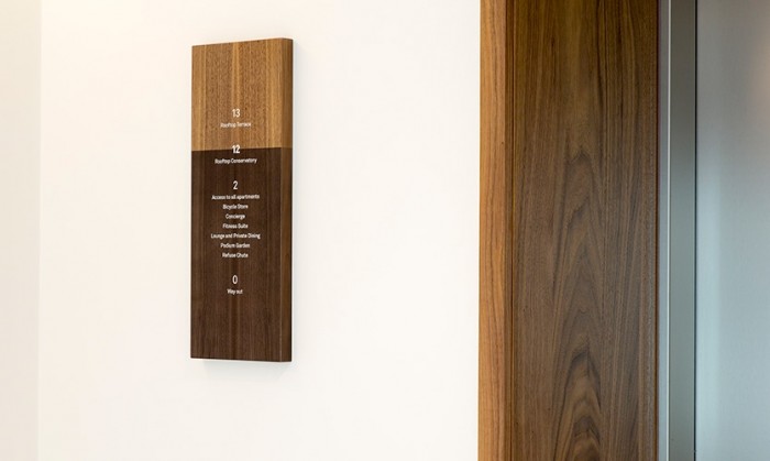 普利姆索尔大厦导视系统设计©Holmes Wood 