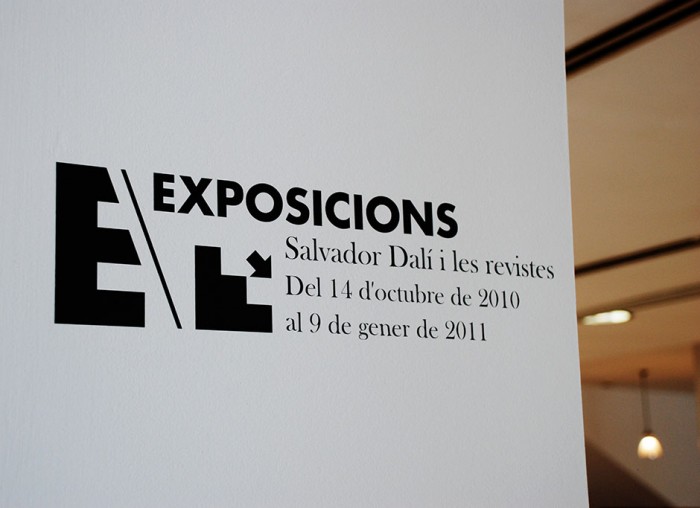 马德里当代艺术博物馆Caixa Forum导视系统设计© virbia
